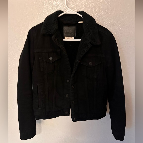 Levi’s Sherpa black denim jacket - Picture 4 of 4